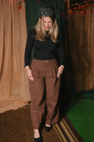 Le pantalon ballon Sally - chocolat