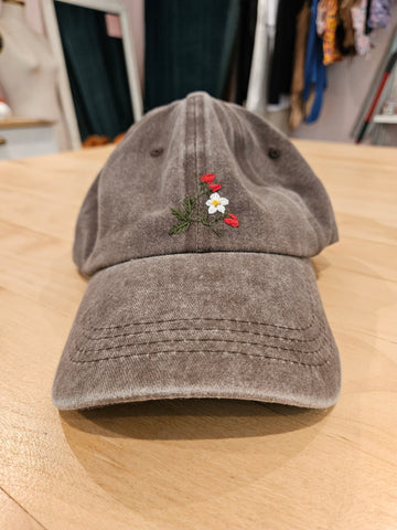 casquette brodée- fraises